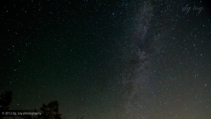 夜間はまだ肌寒い5月〜山梨県の山間部で天の川の撮影！満天の星空にひとり遊び