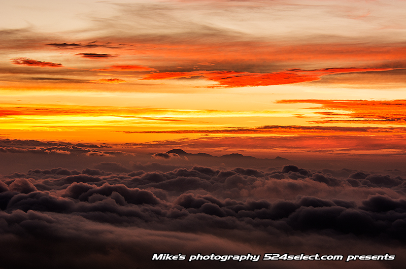 R292 日の出前の雲海〜群馬県最強の雲海撮影スポット！雲の海からの朝焼けと朝日が美しい地
