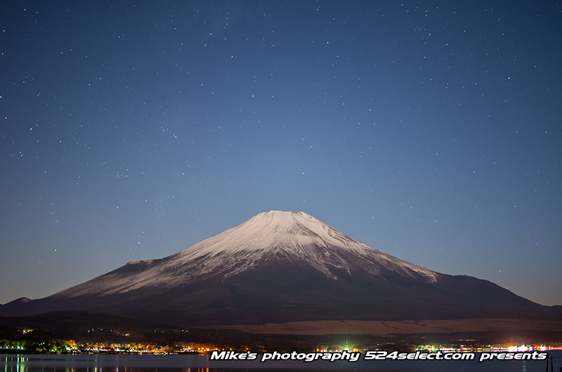 山中湖の湖畔で富士山と星空を撮影！逆さ富士を待つ湖畔の夜！
