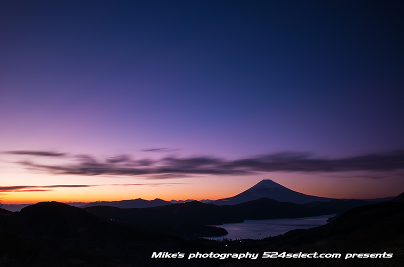 箱根の夕焼け富士