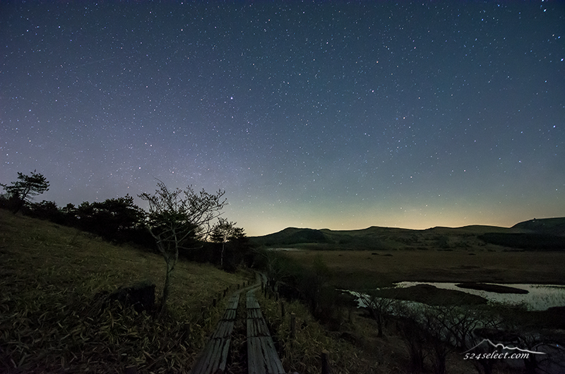 星空の八島ヶ原湿原〜ハート形の湿原で夜の風景を撮影する！星空観測地霧ヶ峰の撮影スポット