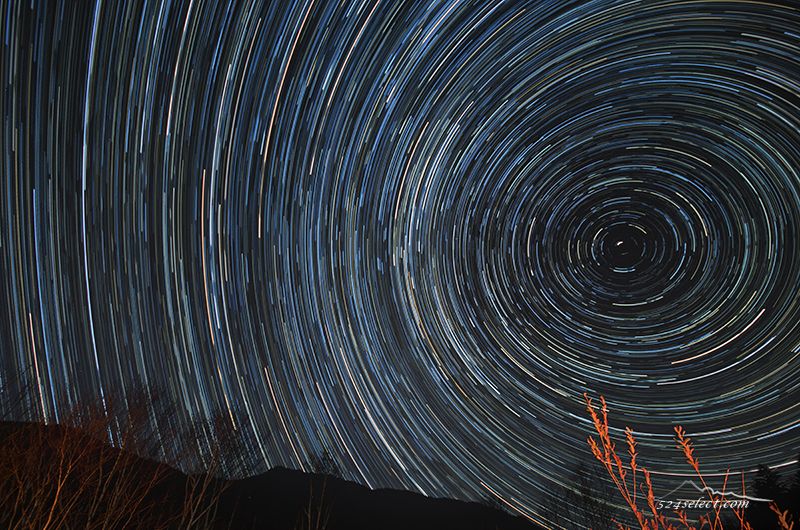 ロケハンの夜空〜星空撮影で色々な撮り方をして楽しむひと時！群馬県の湖畔でインターバル撮影