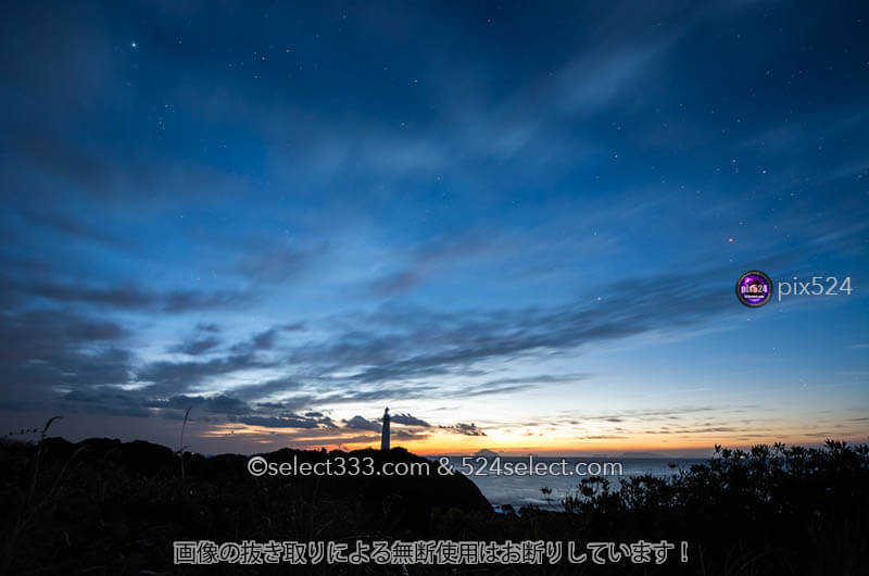 静岡県下田爪木崎（つめきさき）〜夜明け前の星空撮影！日の出に期待しつつ夜明けを待つひと時